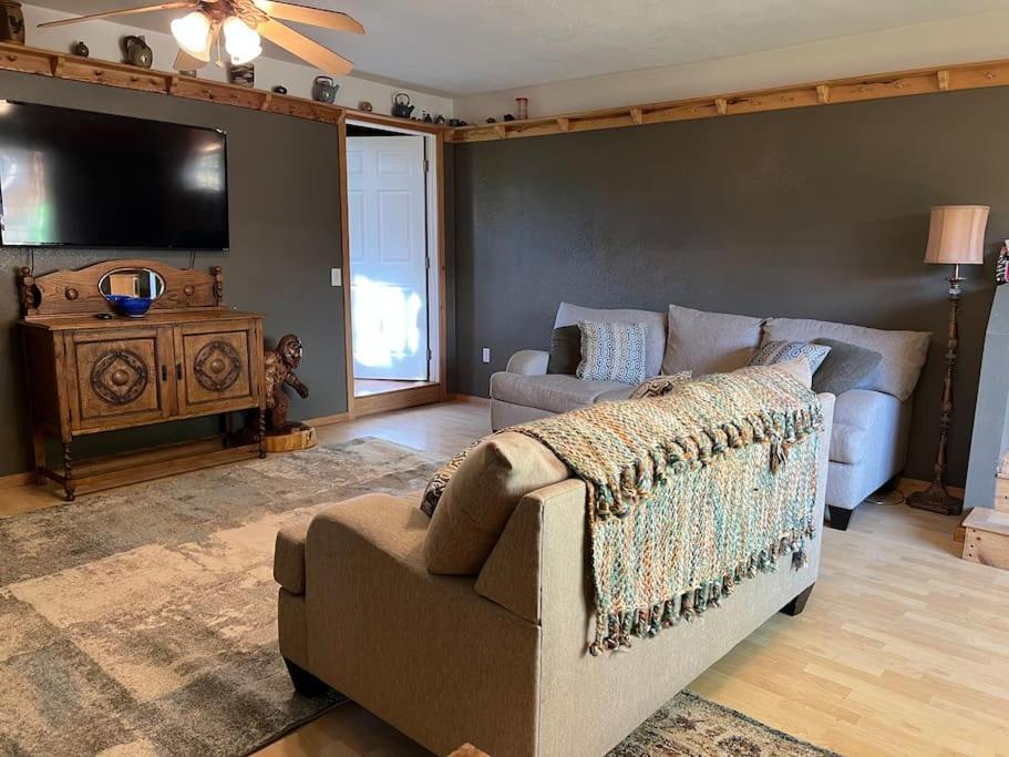 Eclectic Farm Stay Near Redmond Εξωτερικό φωτογραφία